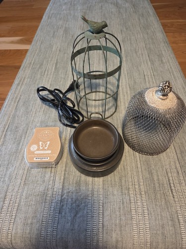 Scentsy wax warmer bundle