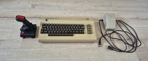 Commodore c64 bread bin - c64,