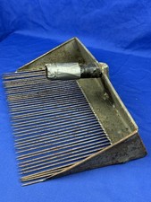 Vintage Blueberry Rake