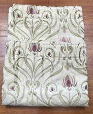 A pair of curtains, Heavy &