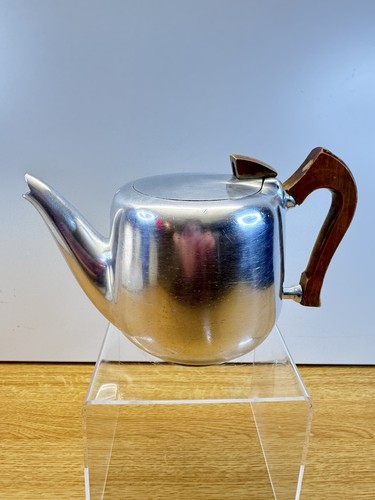 Picquot ware aluminum teapot - ware,