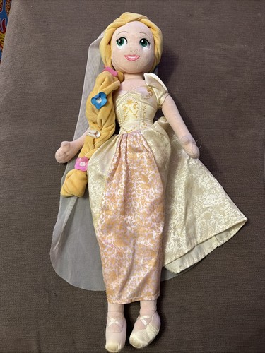 Disney store tangled rapunzel - disney,
