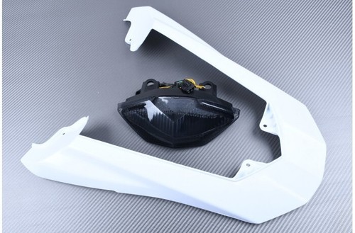 Upainted rear tail - upainted,