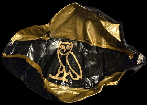 Ovo beach ball limited edition - ovo,