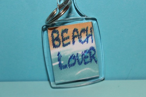 Beach lover keyring new - beach,