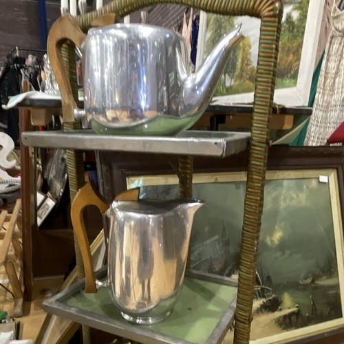 Coffee pot and tea - tea,
