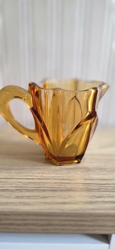 Art deco amber pressed - art, glass