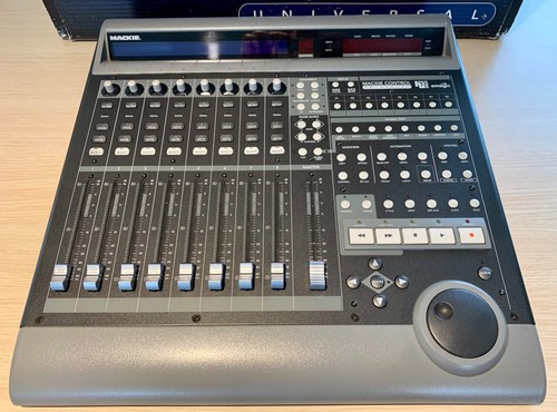 Mackie control universal - mackie,