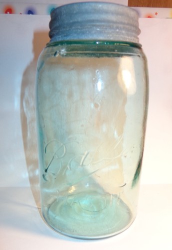 Old vintage 3l antique - vintage,