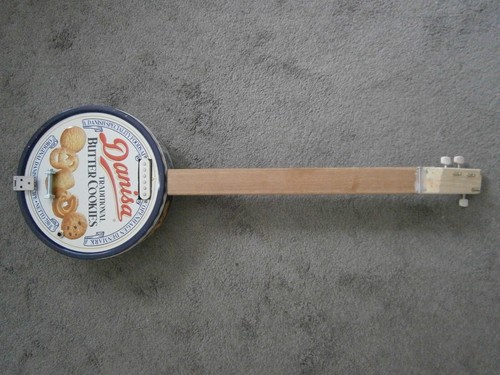 String cigar box canjo - 3,