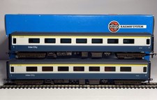 2 x Airfix BR Mk2 FO 1st Class