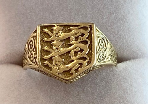 Vintage 9ct gold ring - ,