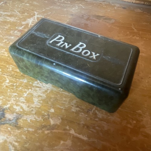 Bakelite pin box - bakelite,