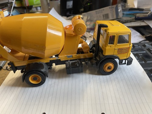 Britains autoway cement mixer - britains,