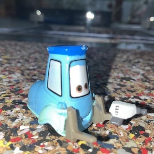 Mattel disney pixar cars pit - pixar,