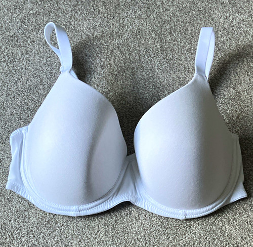 Marks spencer white full cup - &,