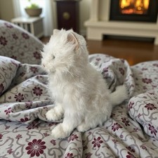 FurReal Friends Cat Large Sitting White Cat Interactive Toy Hasbro 2006 VGC