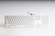 Apple Wired Aluminium Keyboard UK Qwerty USB A1243 - Fully Functional Genuine