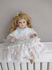 Vintage 90s Alberon Sitting