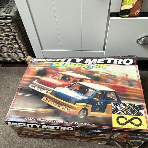 Scalextric mighty metro - scalextric,