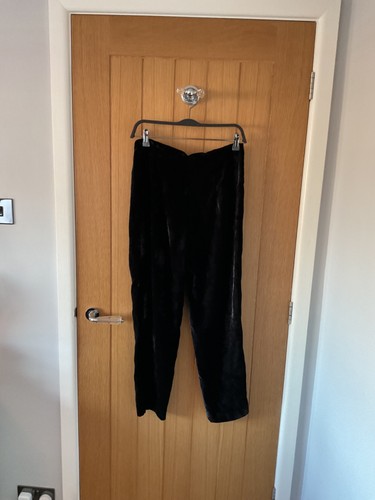 Bnwt zara black crushed - bnwt,
