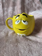 M&M's World Large Yellow 3D