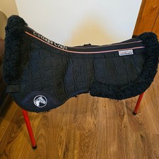 Cottage Craft sheep skin saddle pad, black, used, good condition