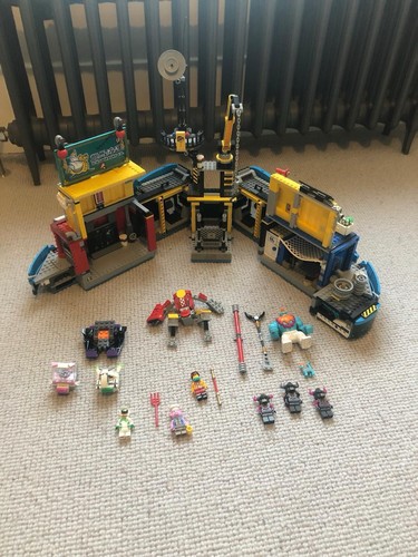 Retired and rare lego - lego, monkey