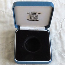 ROYAL MINT BLUE PRESENTATION