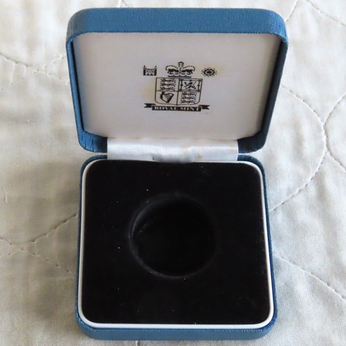 Royal mint blue - royal,