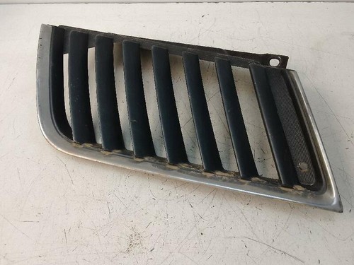 Front grille mitsubishi - front,