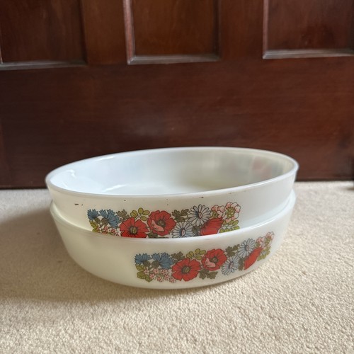 Vintage pyrex 1980 - 1980’s, 10”