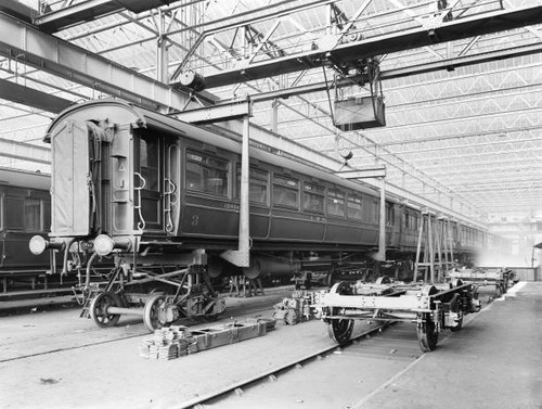 Carriage repair newton - at,