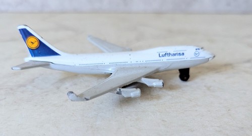 Vintage matchbox boeing - matchbox,