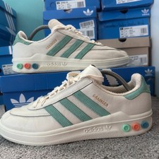 Size UK 9 Adidas Grainger X
