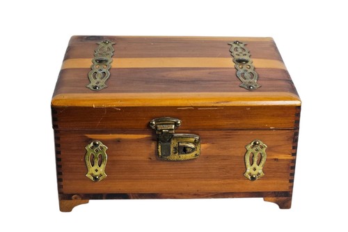 Vtg 1941 dovetail wooden - vtg,