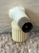 WISI COAXIAL TV AERIAL CONNECTOR PLUG MALE RIGHT ANGLE 90 DEGREES RD COAX WHITE