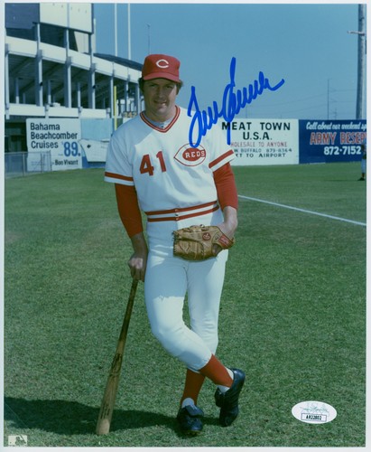 Seaver tom signed 8 - ,