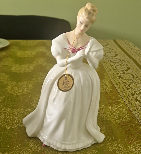 Royal doulton denise 2477 - denise,