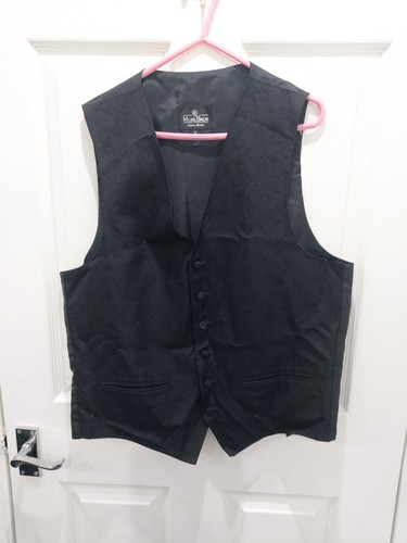 Moss bros black vest size - black,