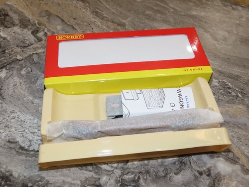 Bv644 hornby gauge r6240a - bv644:, oo