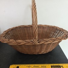 Lovely Traditional  Vintage  Wicker Shopping or Egg Basket -  Set Prop, display 