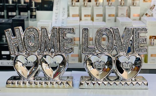 Crushed diamond set home - of,