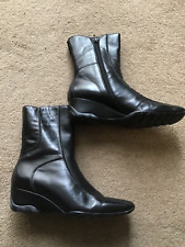 BNIB Gabor sport black leather zip up boots size 4.5
