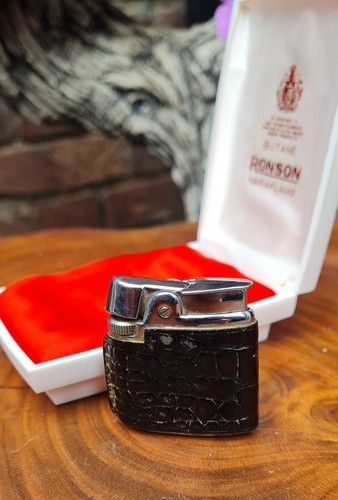 Ronson vintage lighter black - ronson,