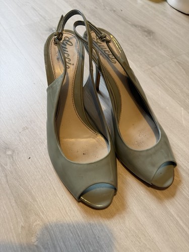 Gucci patent leather slingback - gucci,