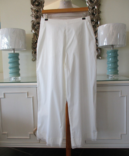 Rundholz white cropped - ,