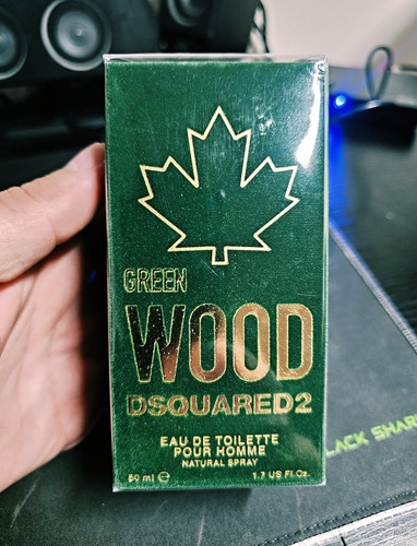Brand new sealed dsquared2 - brand,