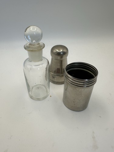 Antique travelling medicine - antique,