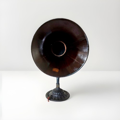 Music master trumpet speaker - master,